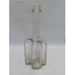 English Glass - A Georgian cruciform glass decanter, Mid 18th Century, 23.8 cm high approx