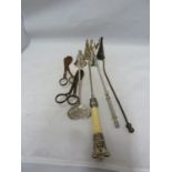 Various candlesnuffers and candle-wick trimmers (qty)