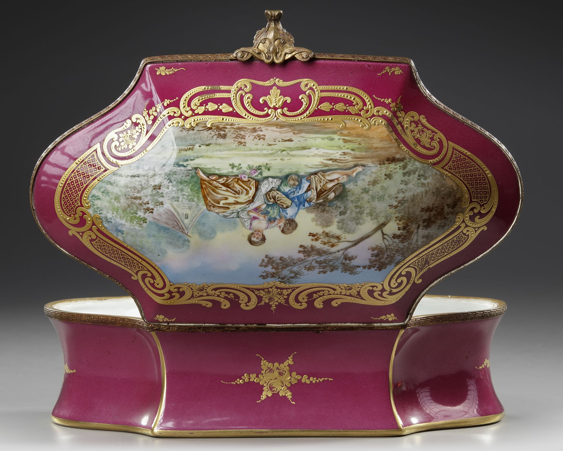 A PINK SEVRES JEWELRY BOX, LATE 19TH CENTURY - Image 2 of 5