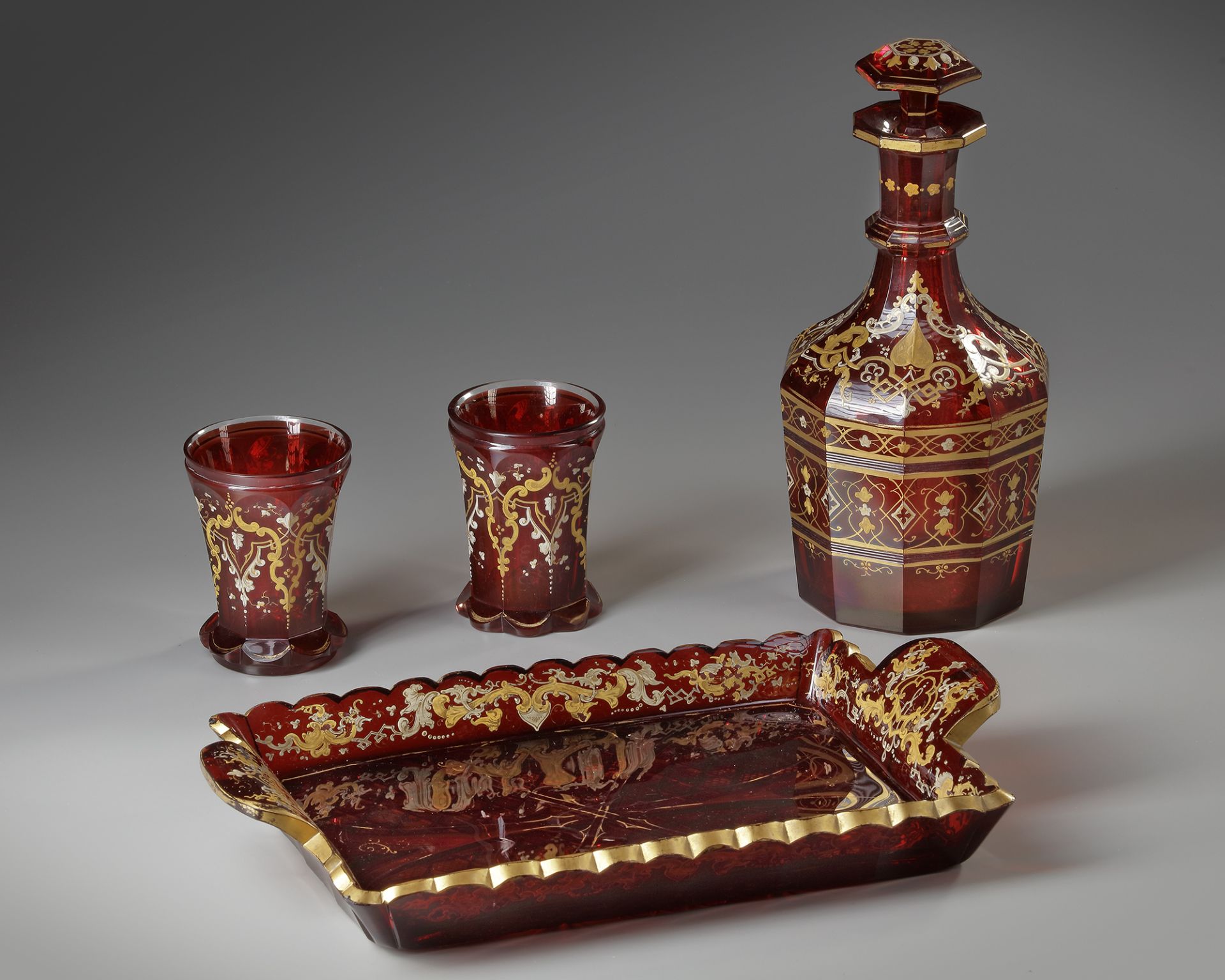 A BOHEMIAN RED CRYSTAL SET, LATE 19TH CENTURY - Image 3 of 4