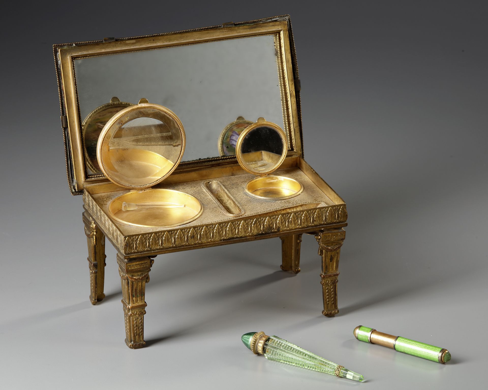 AN AUSTRIAN ENAMEL MINIATURE TABLE WITH PERFUME VIAL, LATE 19TH CENTURY - Image 4 of 5