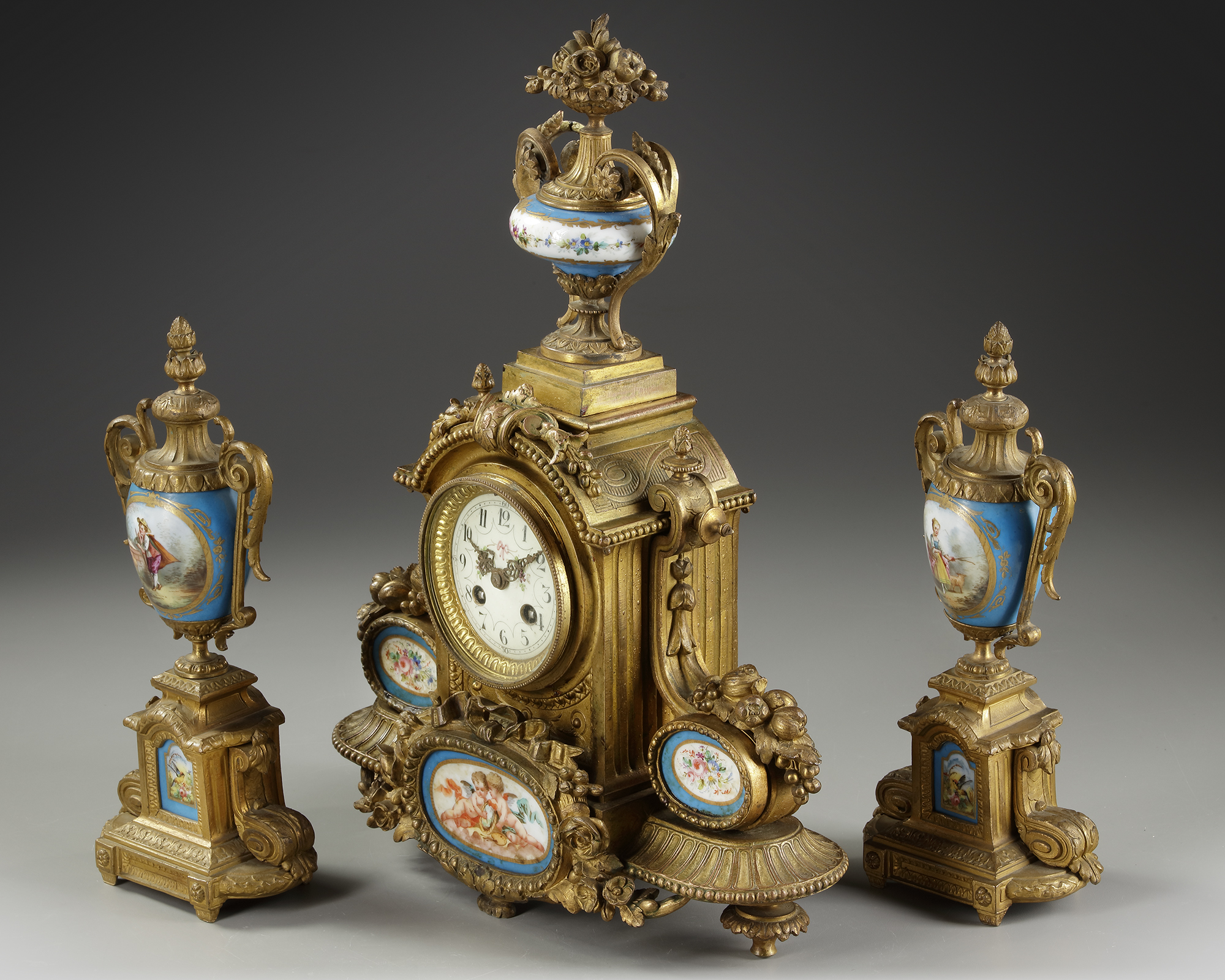 A FRENCH CLOCK SET, 19TH CENTURY - Image 2 of 3