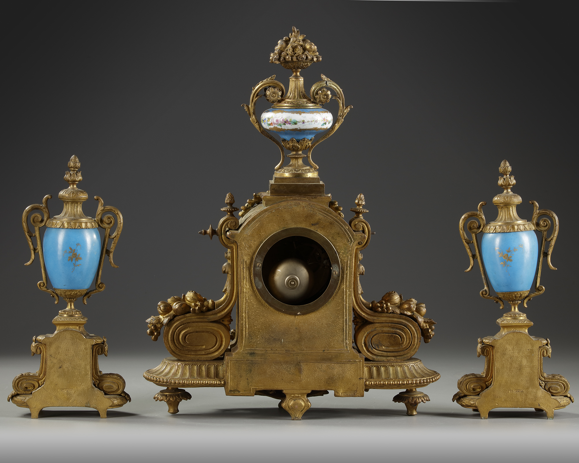 A FRENCH CLOCK SET, 19TH CENTURY - Image 3 of 3