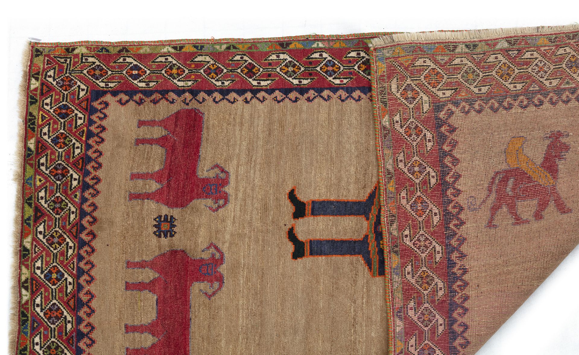 A GABBEH CARPET, 1920-1930 - Image 7 of 7