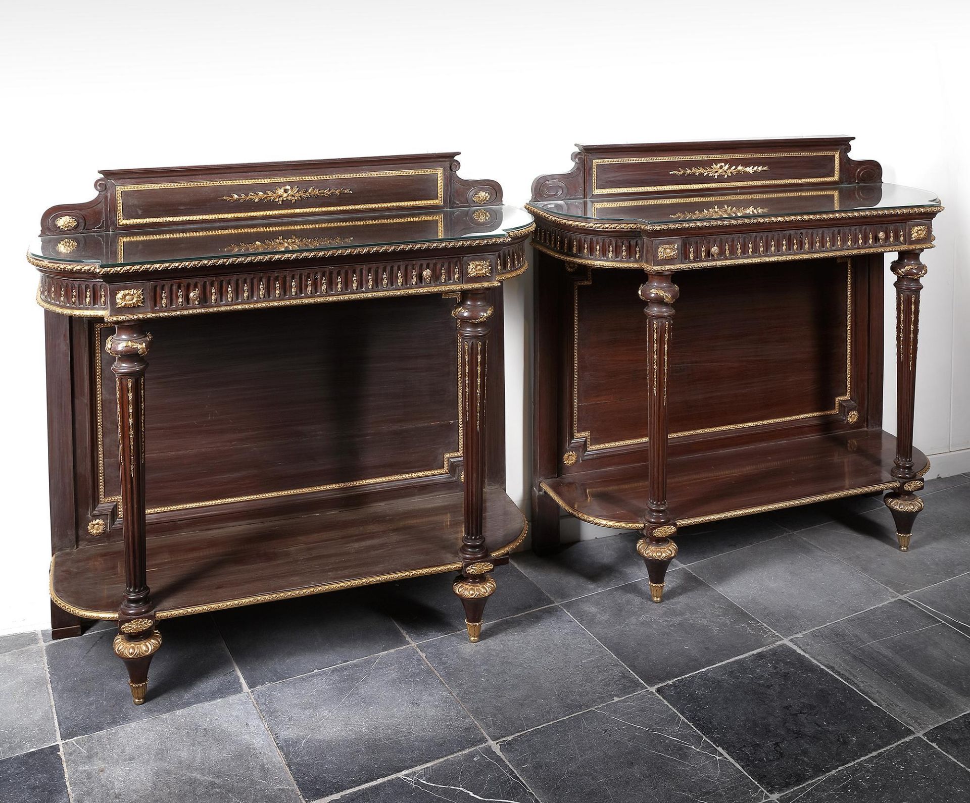 A FRENCH MAHOGANY DINING ROOM SET, 19TH CENTURY - Image 6 of 8