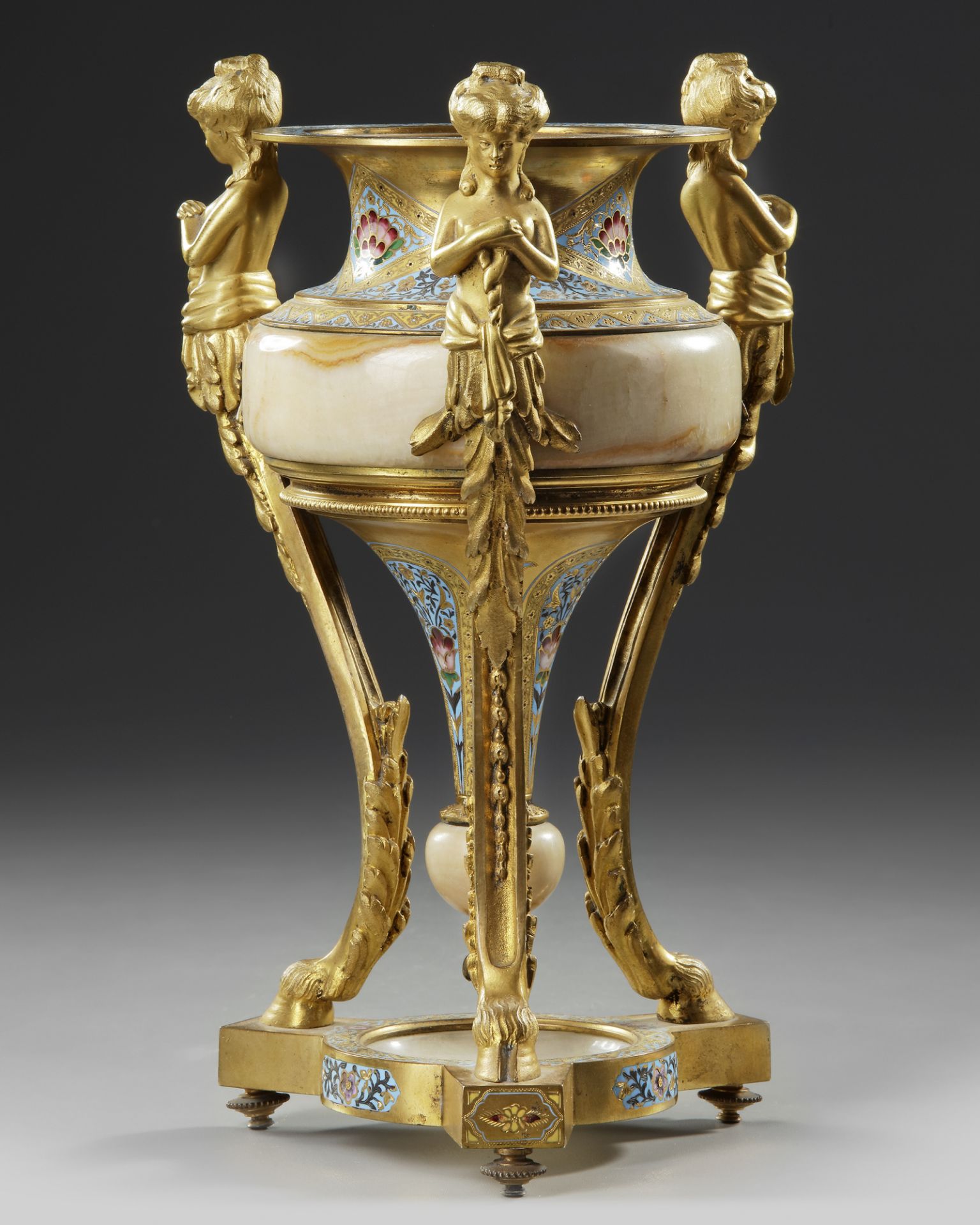 A BRONZE STANDING CUP, 19TH CENTURY - Image 2 of 3