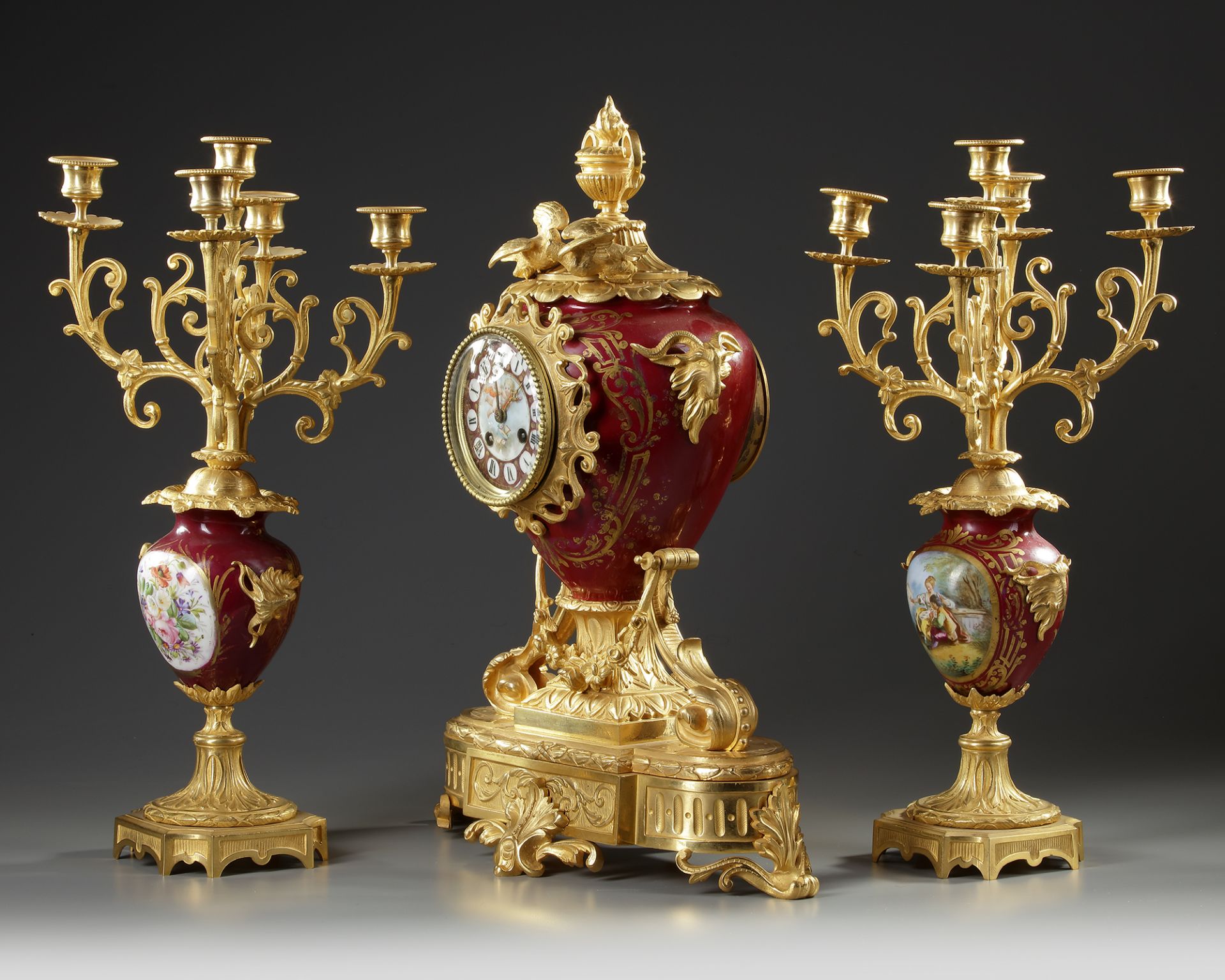 A FRENCH CLOCK SET, LATE 19TH CENTURY - Image 2 of 3