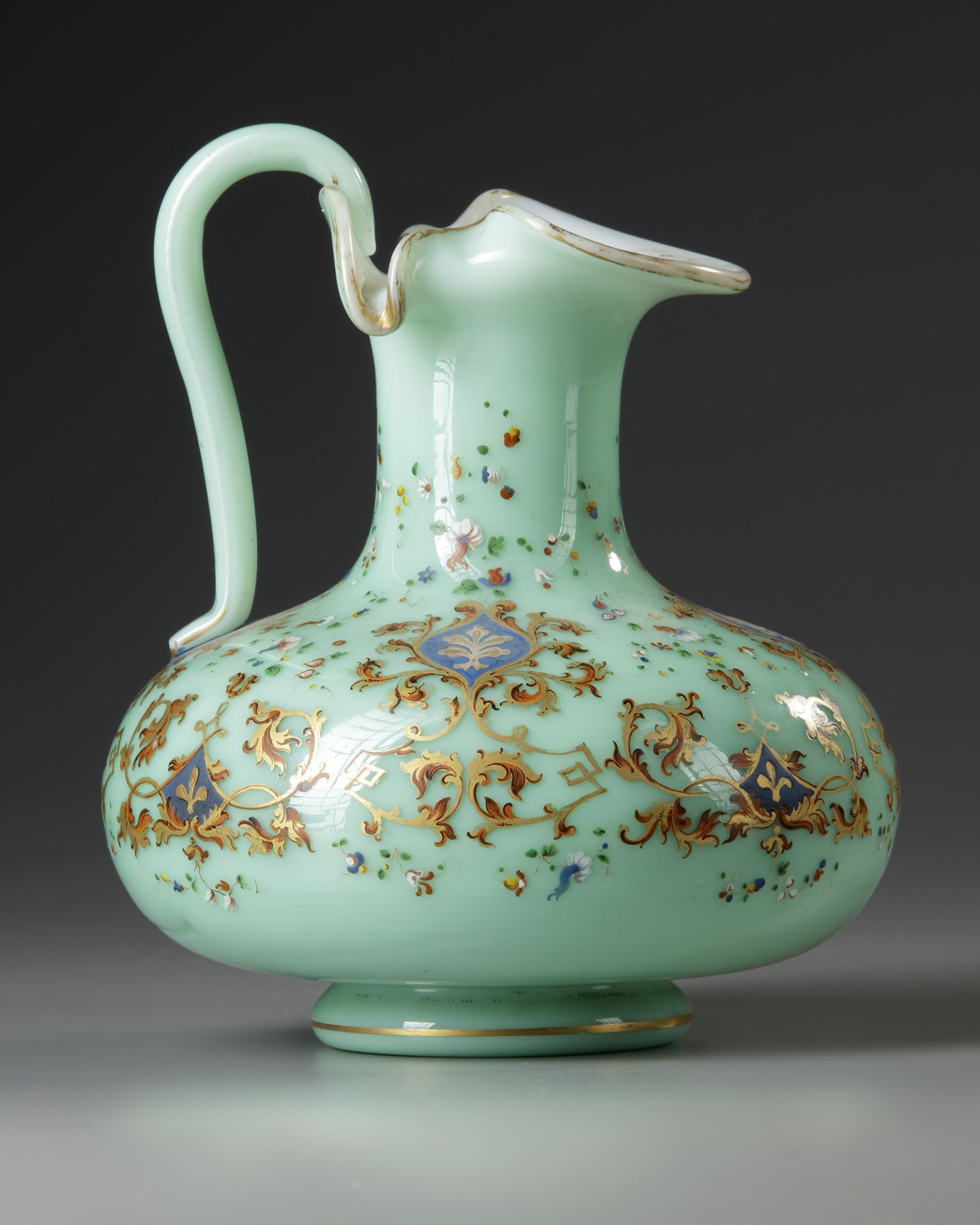 A CLEAR GREEN OPALINE JUG, 19TH CENTURY - Image 3 of 3