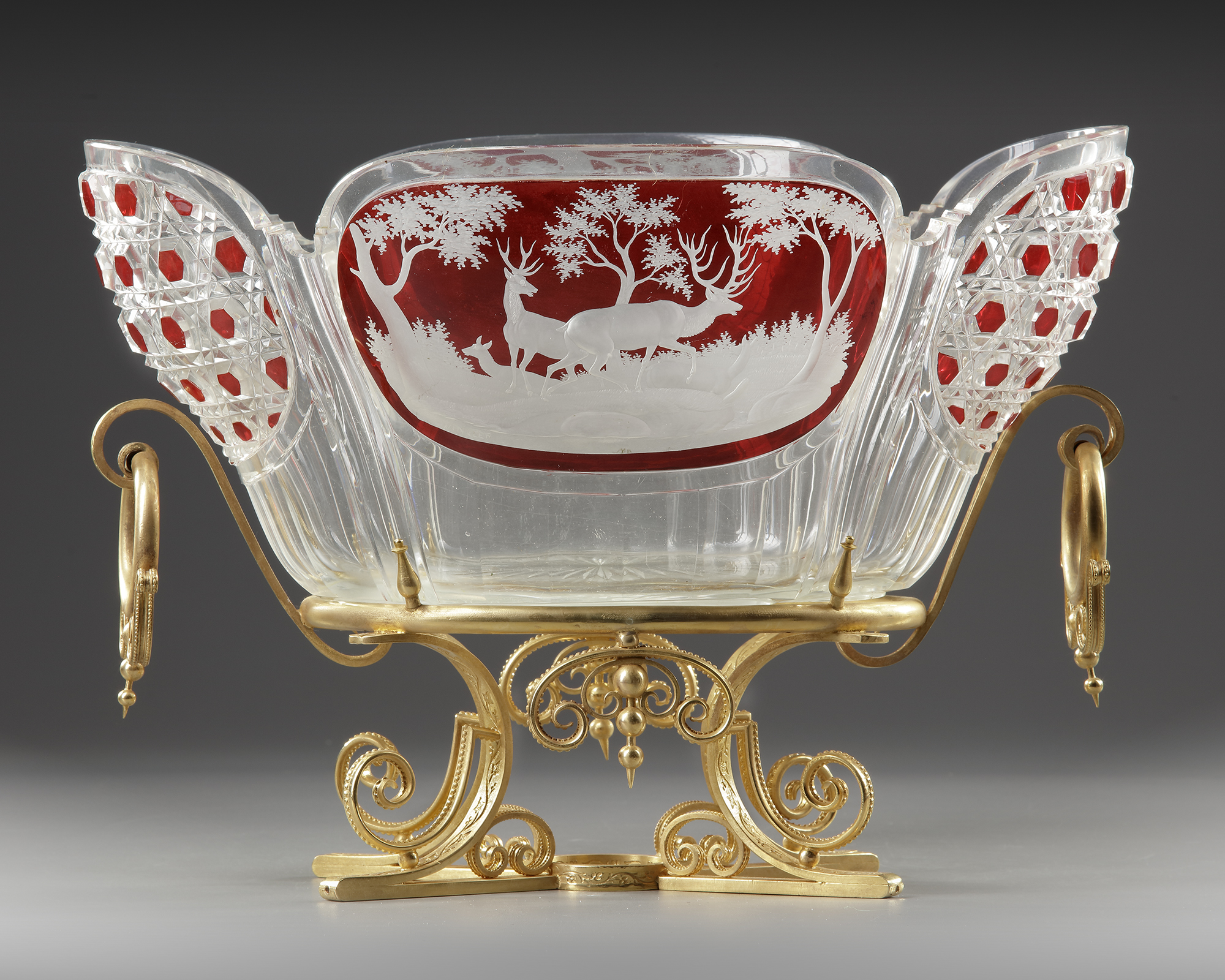 A CRYSTAL CUP, LATE 19TH CENTURY