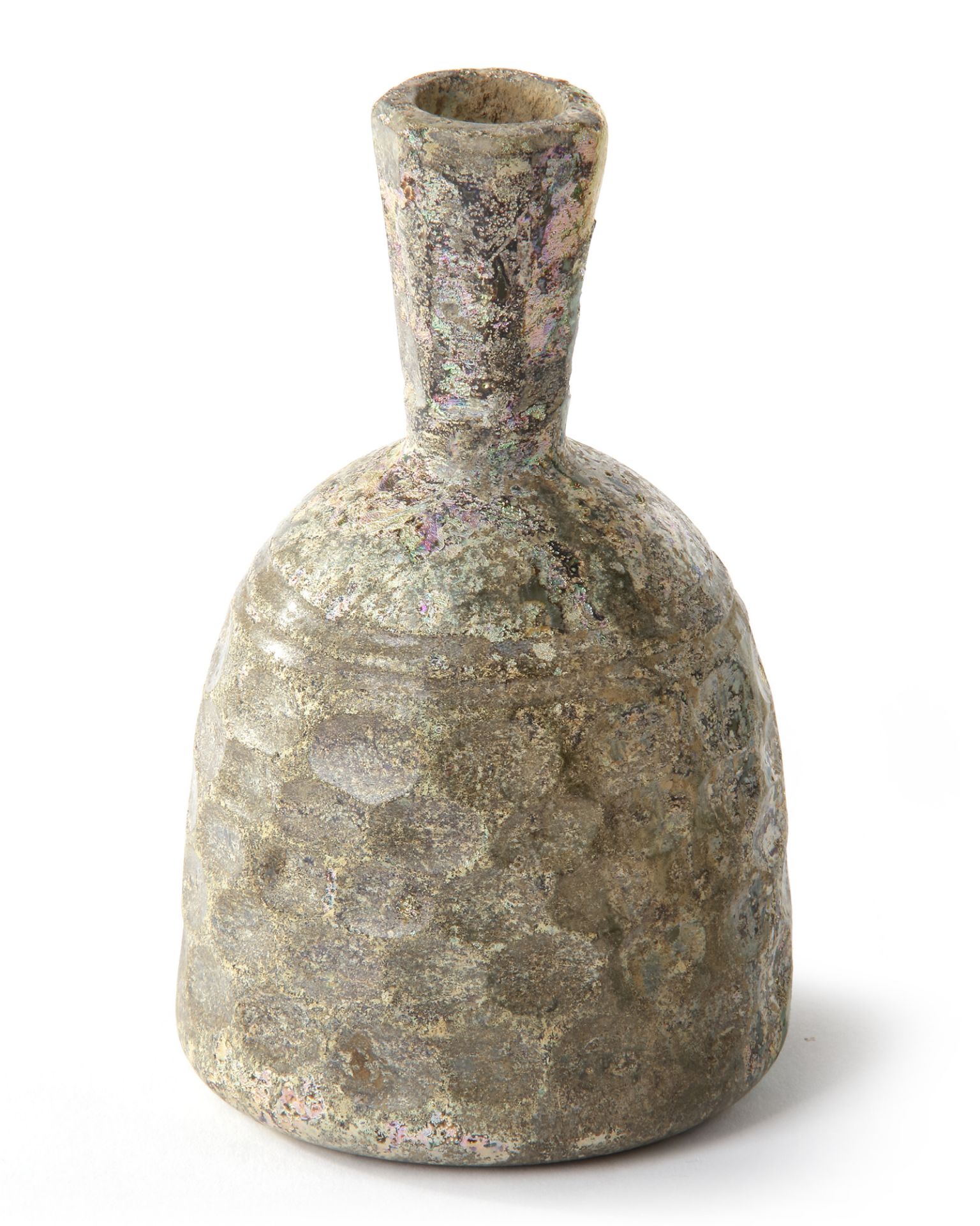 A HONEYCOMB FACTED WHEEL-CUT GLASS BOTTLE, PERSIA, CIRCA 10TH CENTURY - Image 2 of 3