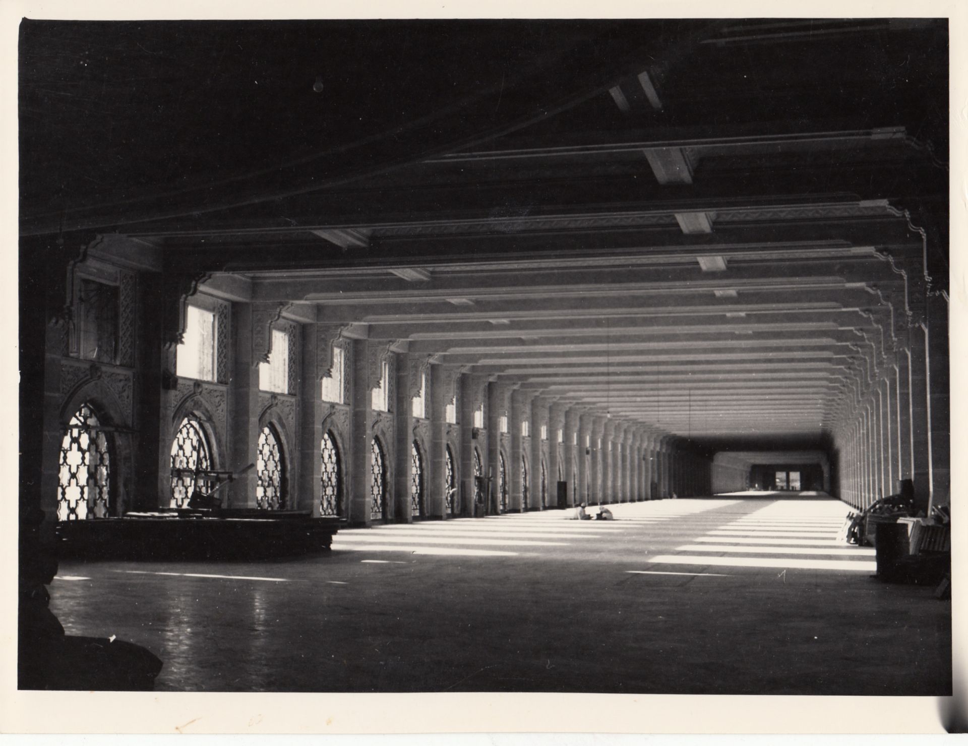 FOURTEEN RARE PHOTOGRAPHS OF THE FIRST EXPANSION OF THE MASJID AL-HARAM DURING KING SAUD BIN ABDULAZ - Image 7 of 16