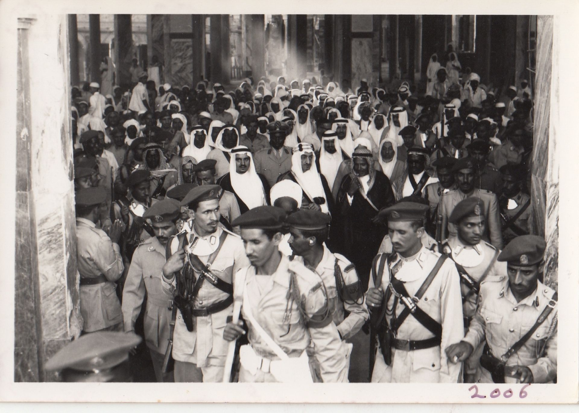 A COLLECTION OF PHOTOGRAPHS OF HIS MAJESTY KING FAISAL BIN ABDUL AZIZ VISITING THE GRAND MOSQUES OF - Image 13 of 24