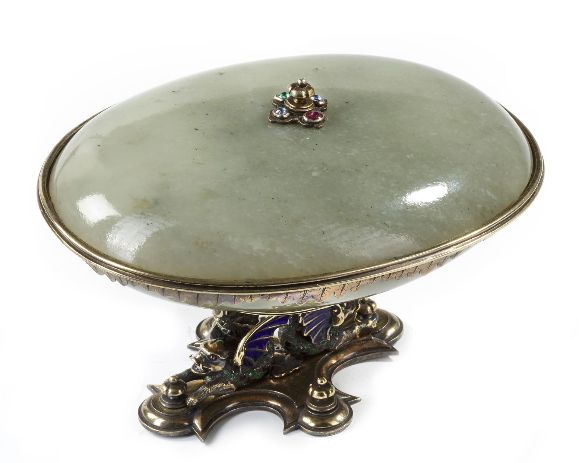 A MUGHAL JADE BOWL AND COVER, 18TH CENTURY - Image 2 of 4