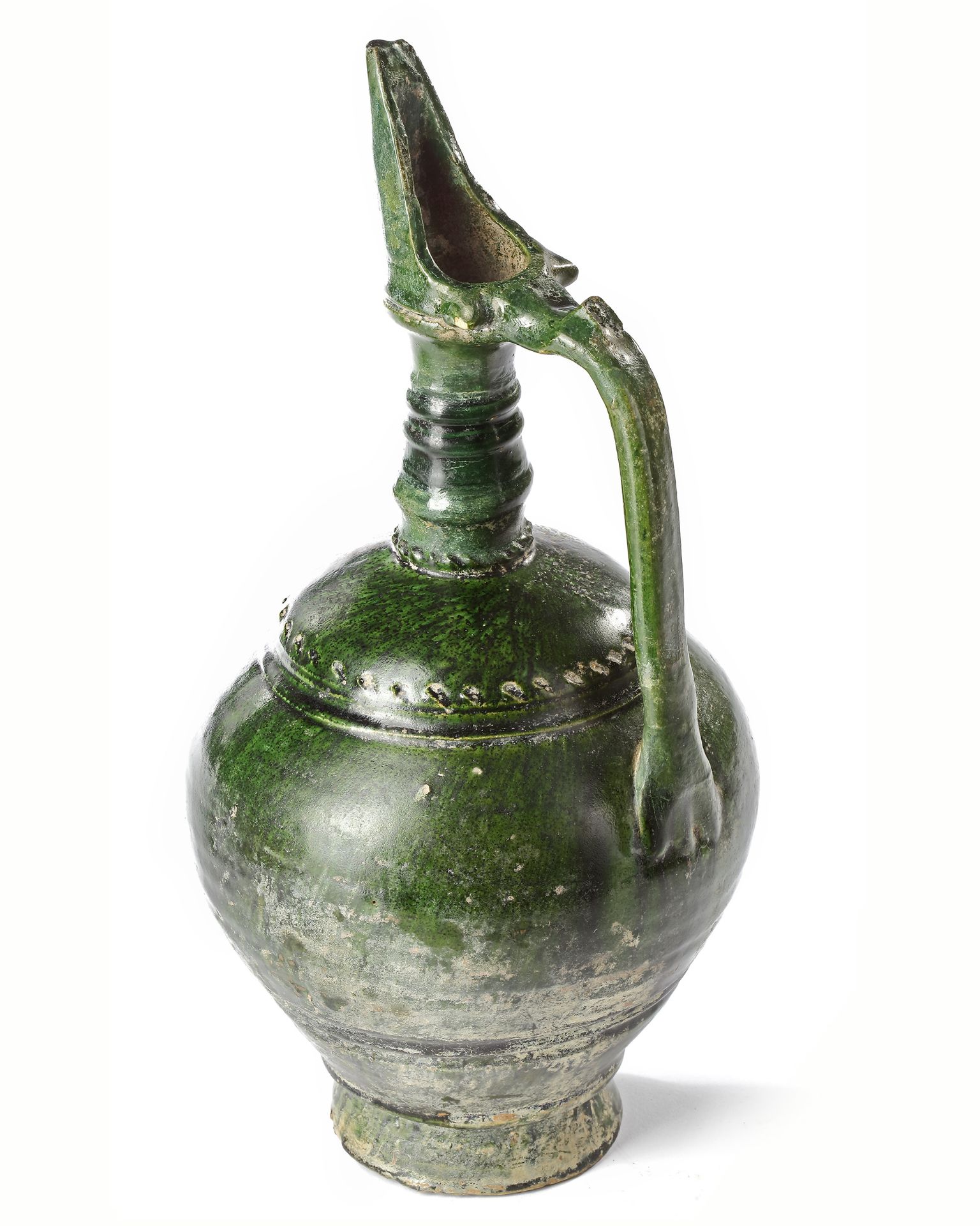 A UMAYYAD GREEN GLAZED POTTERY JUG, EASTERN MEDITERRANEAN, 8TH-9TH CENTURY - Image 8 of 8