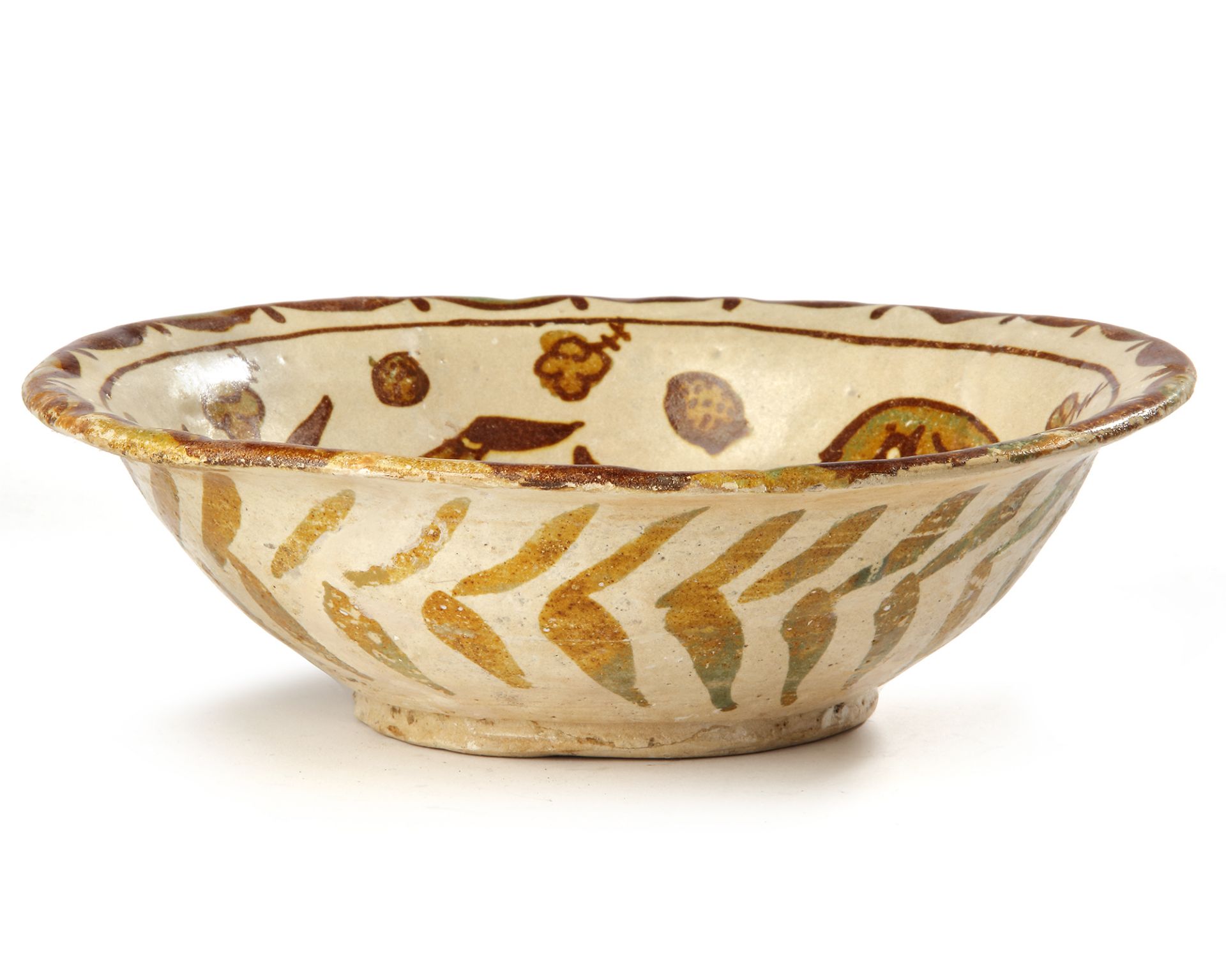 A FIGURAL ABBASID LUSTRE BOWL, MESOPOTAMIA OR CENTRAL ASIA, 9TH CENTURY - Image 6 of 8