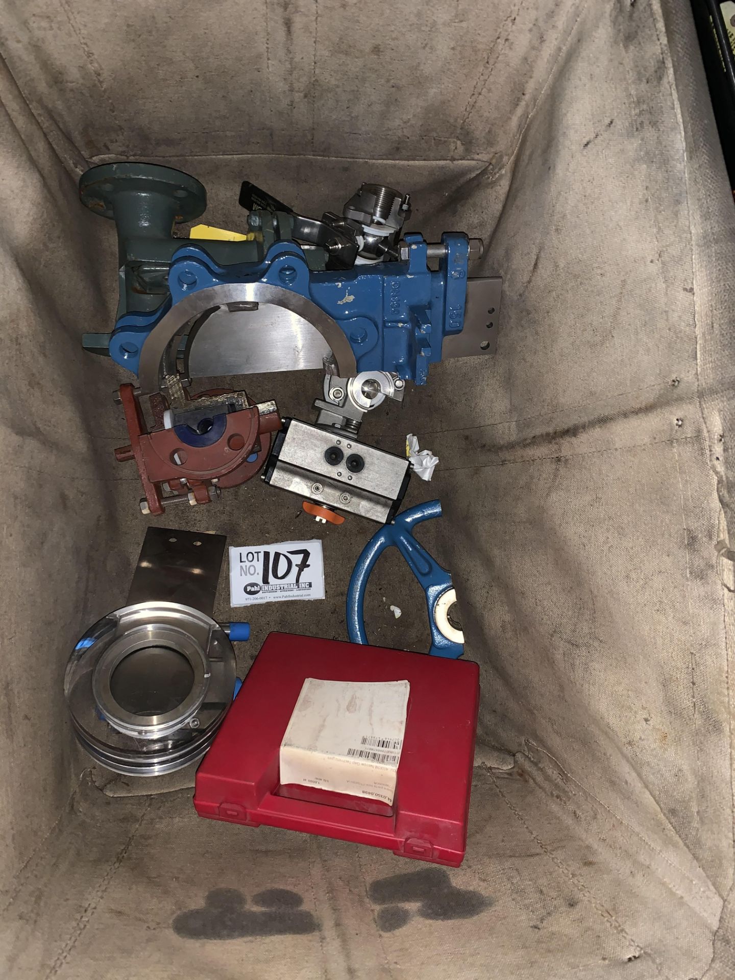 Assorted Cutaway Valve Display Parts