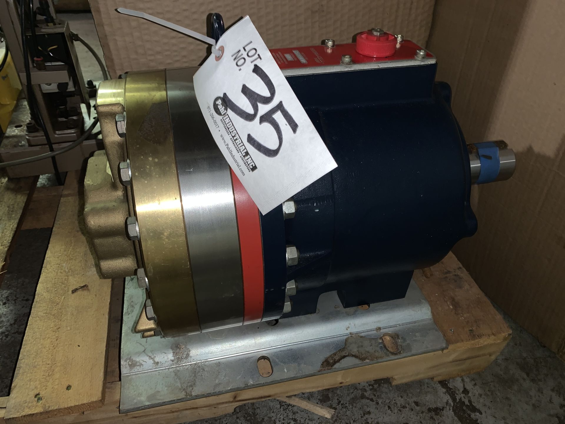 Hydra-Cell High Pressure Water Pump New In Box. - Image 2 of 7