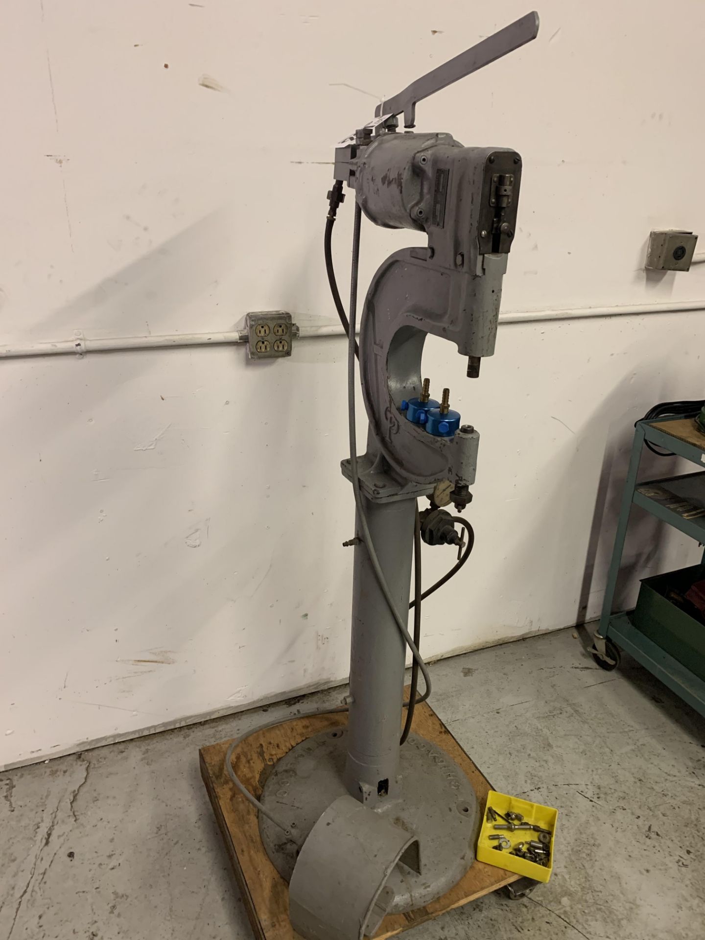 Chicago Pneumatic CP450 Compression Rivetter on Factory stand with Tooling s/n: H-561-59