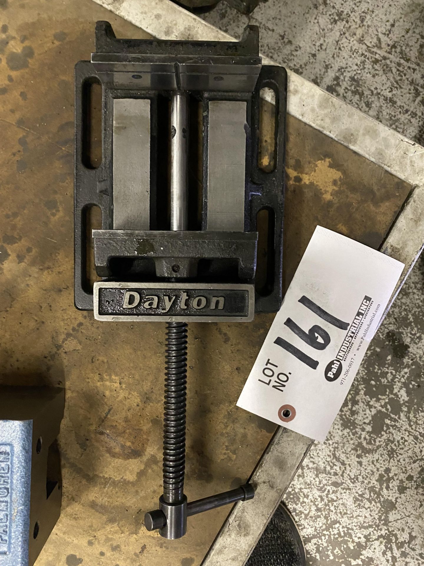 Dayton 4" Drill Press Vise