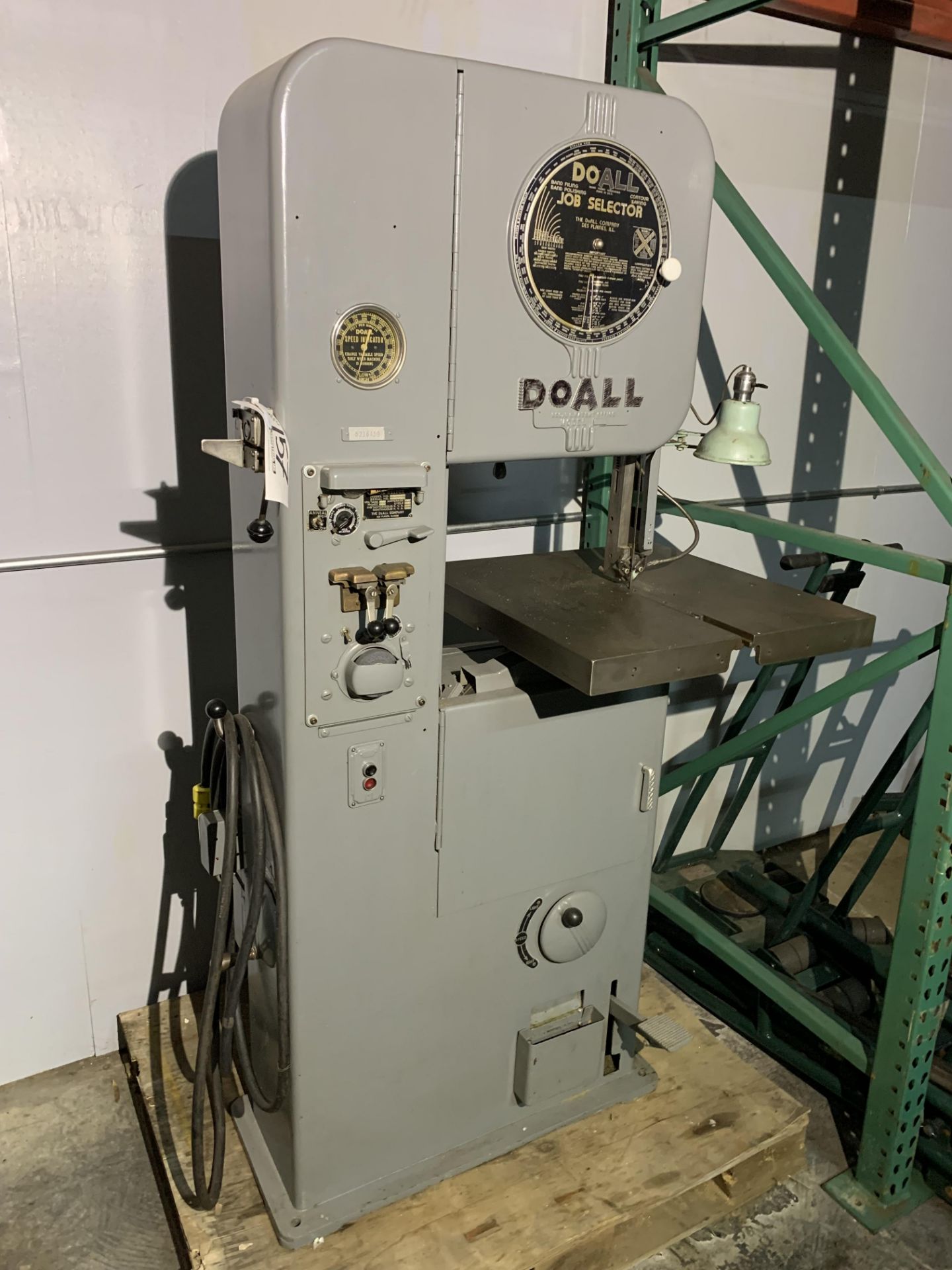 DoAll ML Variable Speed Vertical Bandsaw with Blade Welder