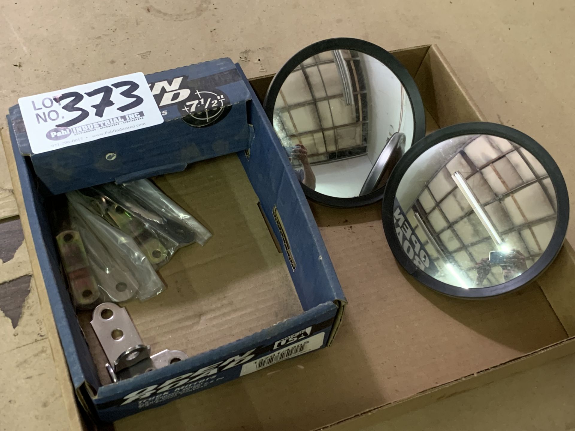 (2) New Open Road 7 1/2" Truck Mirrors