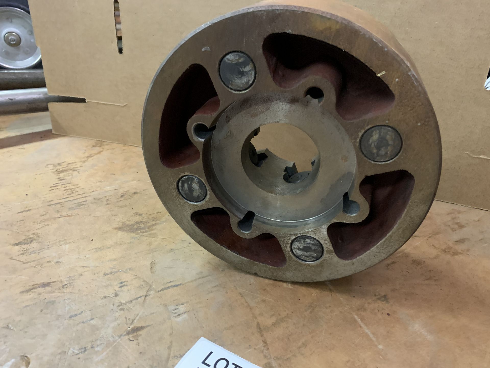 8" 4-Jaw Lathe Chuck - Image 2 of 2