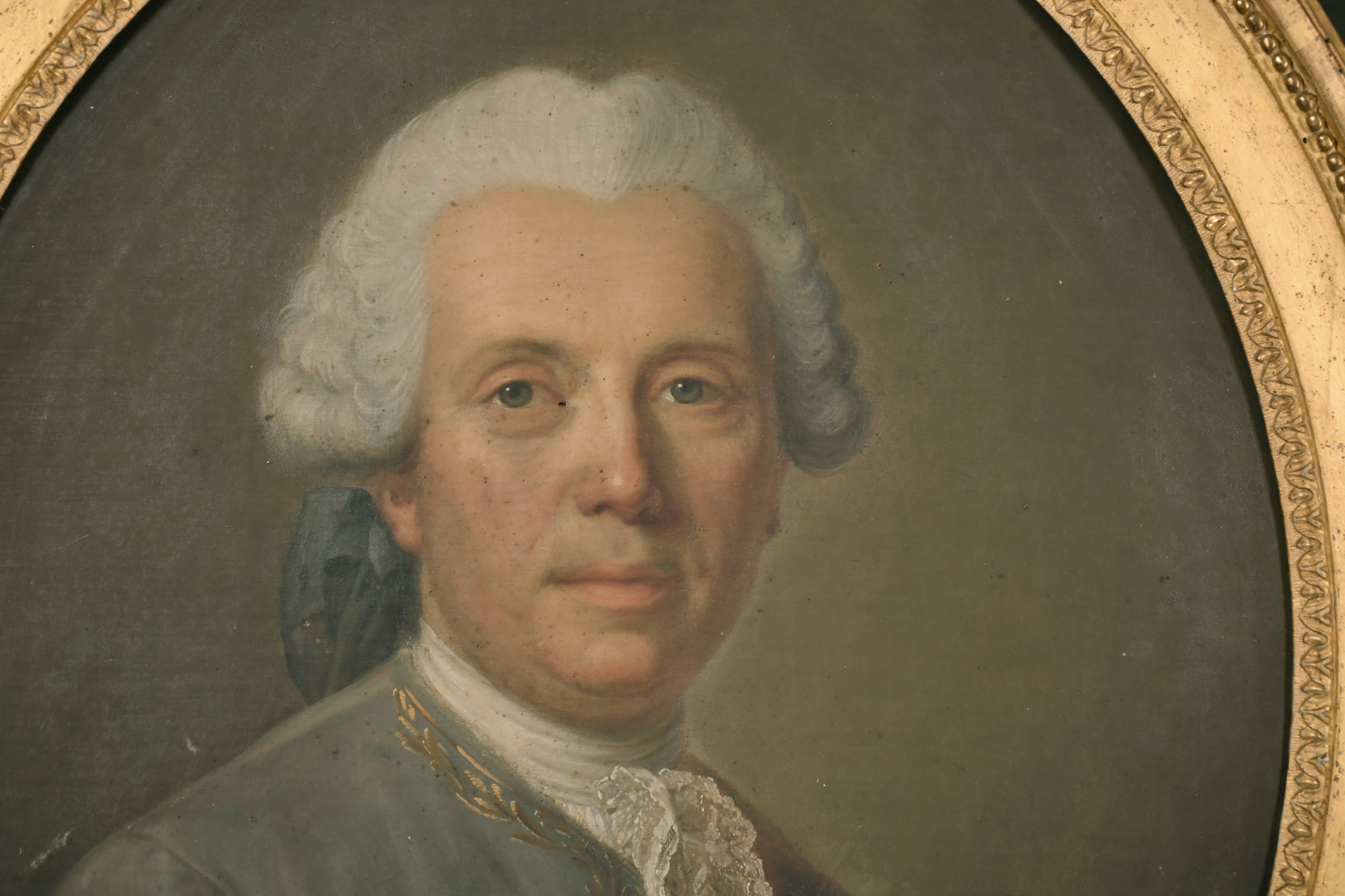 Attributed to Joseph Siffred Duplessis (1725-1802) French. A Portrait of a Wigged Man, possibly - Image 4 of 5