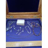 Lot of Silver jewellery etc.