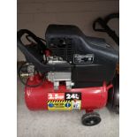 2.5 hp air compressor.