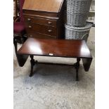 Reproduction style drop leaf table.