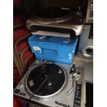2 turntables includes ion..