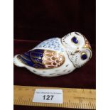 Royal Crown Derby Barn owl figure with button stopper.