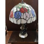 Tiffany style table lamp..