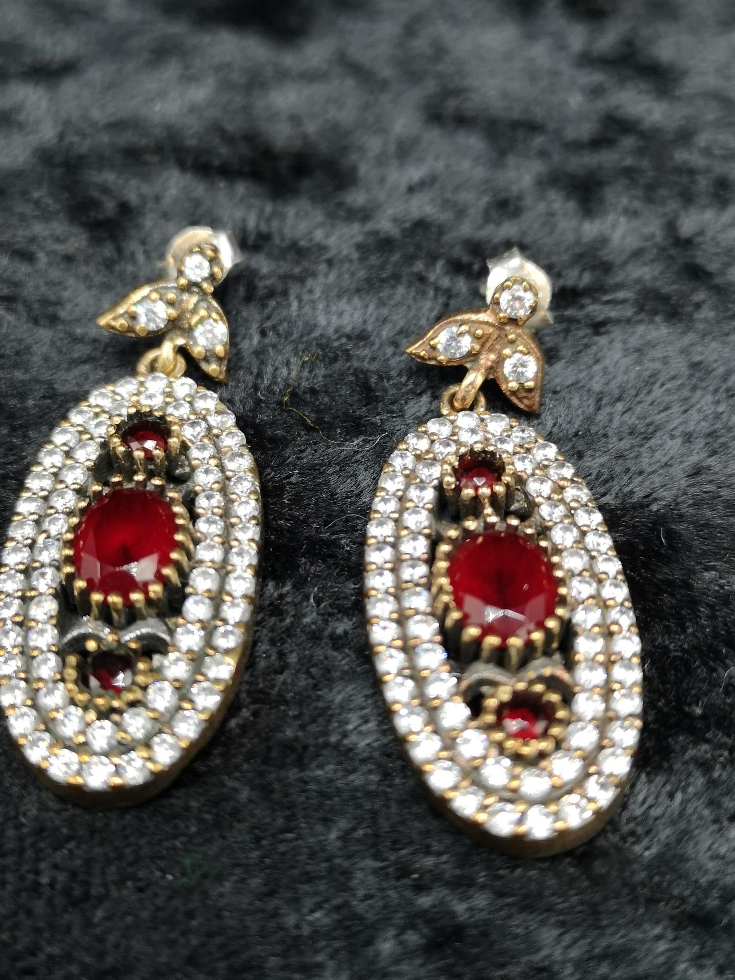 Silver red ruby colour stones and white stones drop earrings. - Image 2 of 2