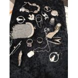 Lot of jewellery includes white metal purse.