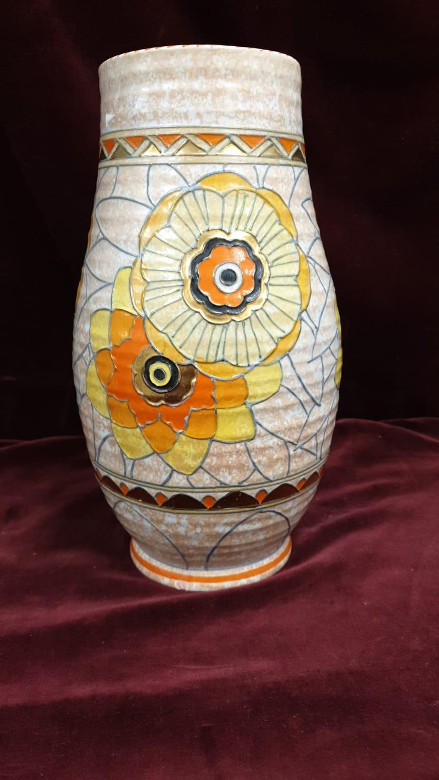 Large Charlotte Rhead Signed Tube Lined Vase 26ch High Very Small Chip To Base. No Cracks - Bild 2 aus 3