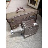 Hilyte vintage projector in fitted case.