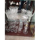 2 Shelfs of crystal and glass ware s.