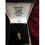 9ct gold 375 Hall Marked rennie mackintosh necklace with box.