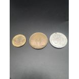 3 collectable coins to include Toronic June 1980 coin, Regal versaliarum coin together with city