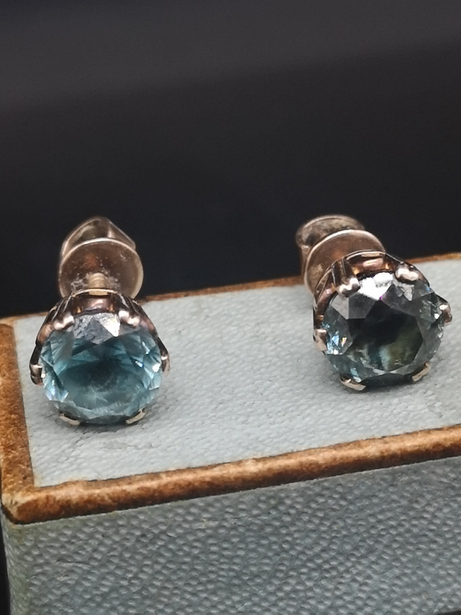 Pair of 9ct gold aquamarine stone earrings. - Image 2 of 2