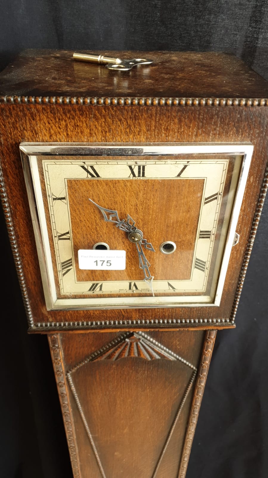 Stunning Grandmother Clock In Deco Style Oak Case Key And Pendulum Ticking Away. - Image 2 of 3