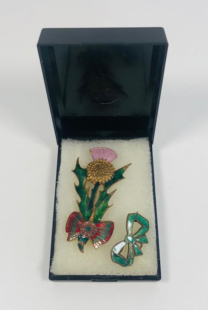 2 beautiful vintage Scottish enamel brooches with Thistle and Bow design.