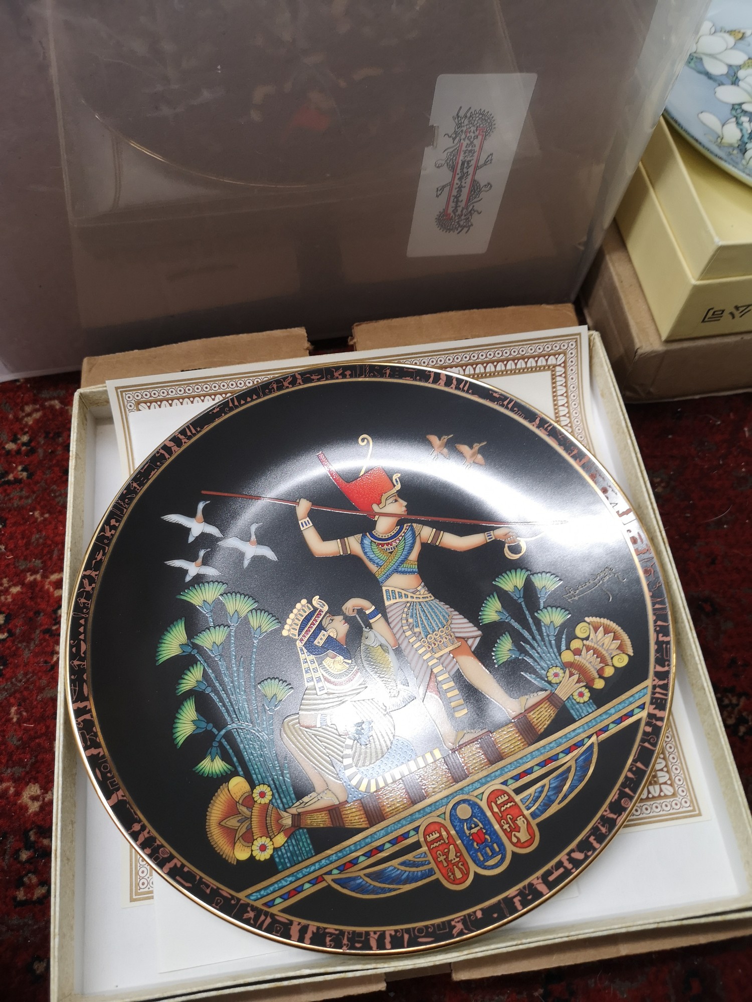 Box of collector plates includes Oriental. - Image 2 of 3