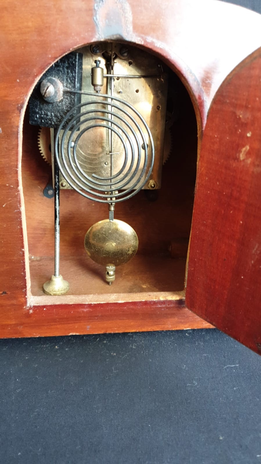 Large Stunning Edwardian Mantel Clock With Beautiful Inlays on Brass Feet Has Pendulum - Image 3 of 4