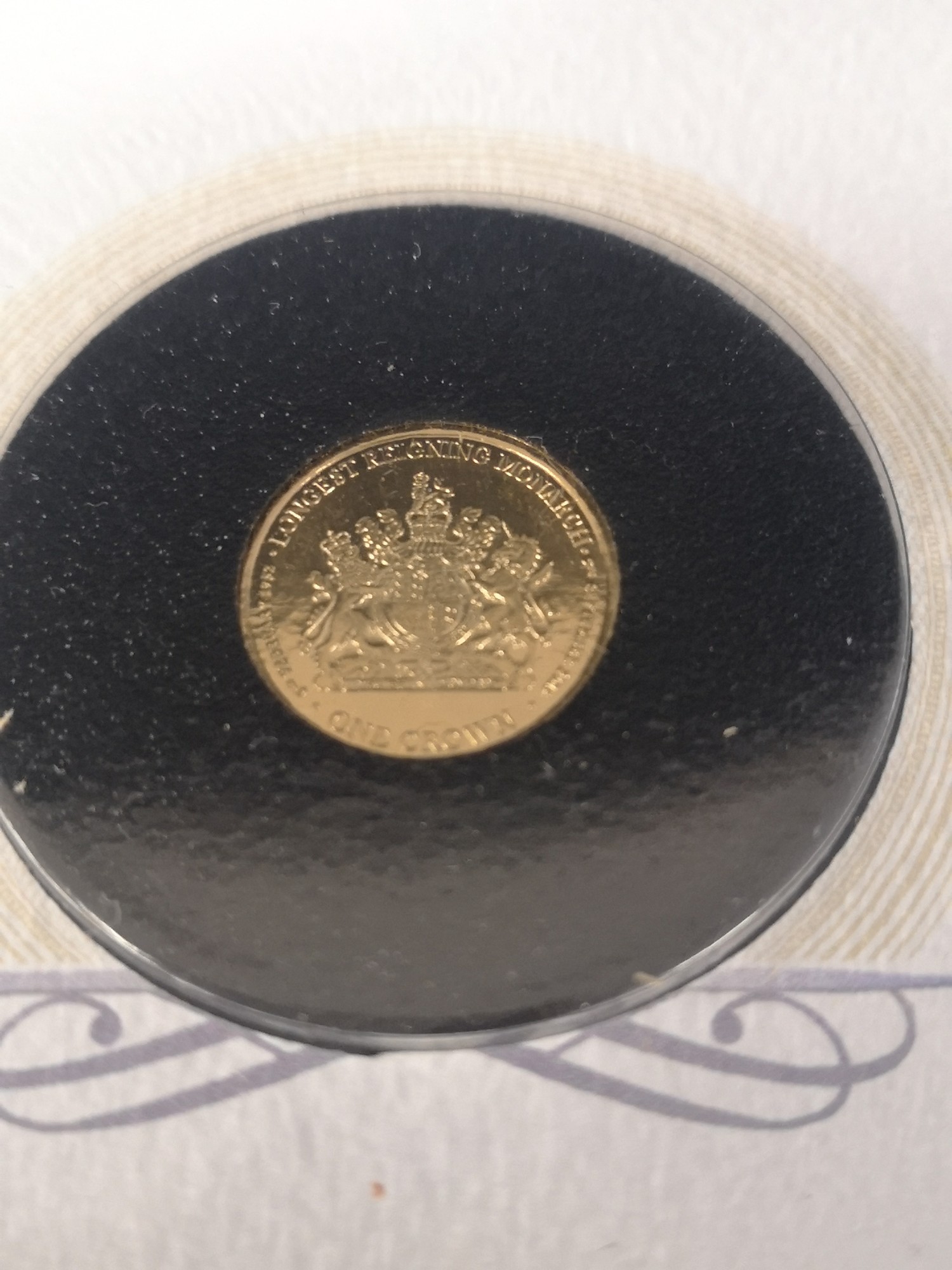 The Queen Elizabeth II longest reigning monarch solid gold coin 1st day cover. - Image 3 of 3