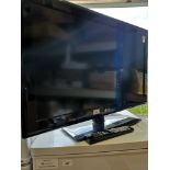 LG flat screen TV with remote working. Been tested.