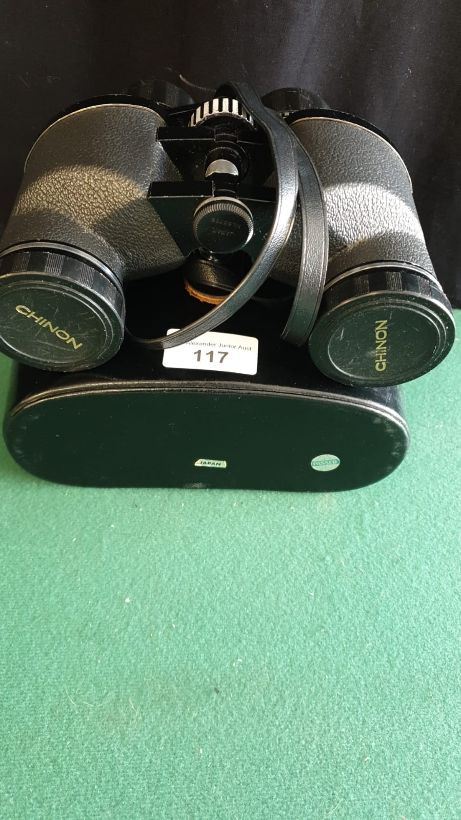 Pair Of Good Quality Chinon 7 X35 Field Binoculars Field 11 , 578FT AT 1000 Yards With Case.