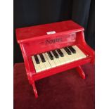 Small schviling small table piano.