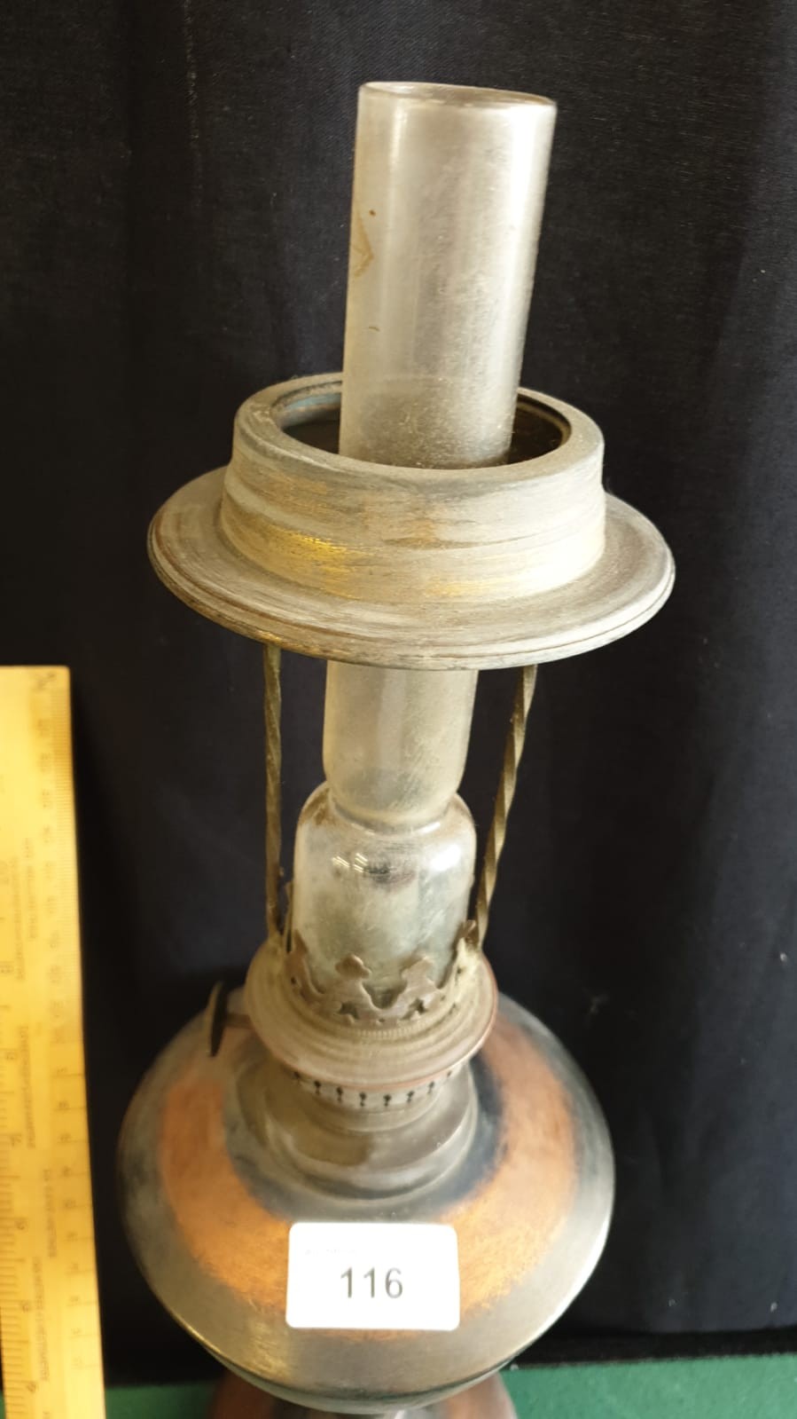 Early 1900s Oil Lamp With Rare Unusual Glass Shade. - Image 2 of 2